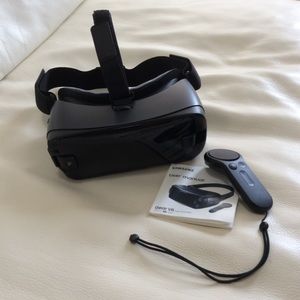 Samsung Gear VR Oculus with Controller